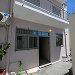 Village Maisonette Avramio