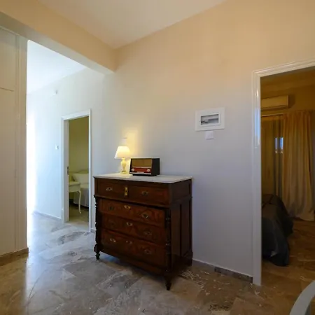 Village Maisonette