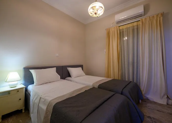 Village Maisonette *