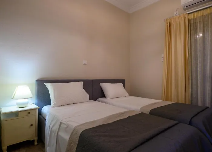 Village Maisonette Апартаменты Avramio